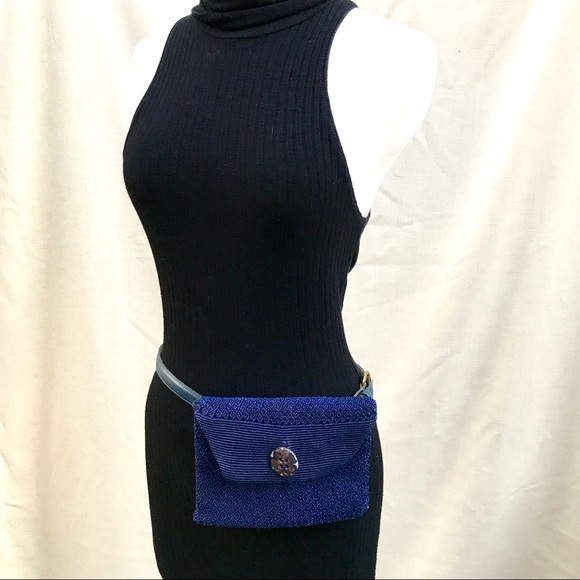 Vintage woven crochet hip bag - Picture 4 of 6